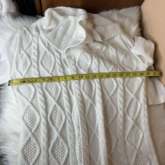 CAbi White Cable Sweater Knit Open Cardigan Size Medium - Picture 6 of 10